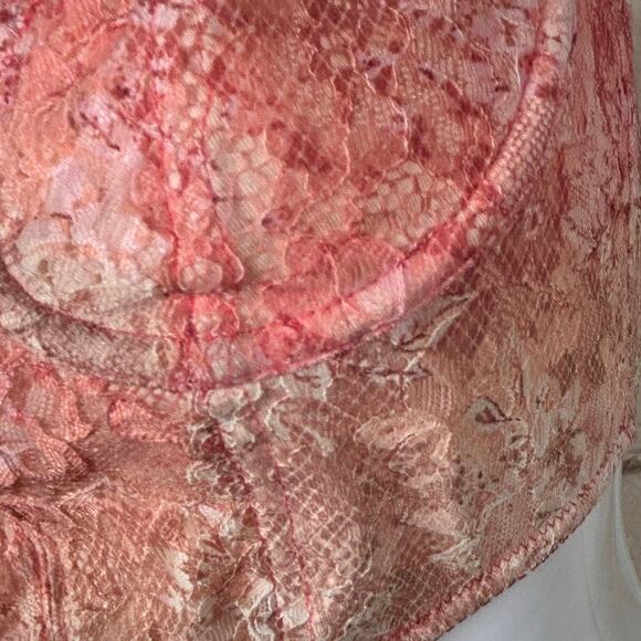 Urban Outfitters Out From Under Yvonne Lace Bow Cropped Corset size S - Picture 10 of 11